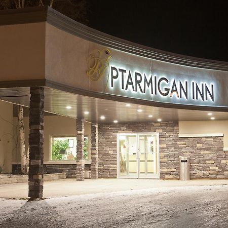 Ptarmigan Inn Hay River Exteriör bild